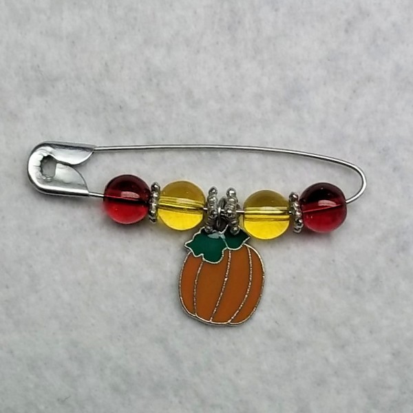 Thanksgiving Fall Pumpkin Charm Beaded Safety Pin Brooch Thanksgiving Fall Pumpkin Charm Beaded Safety Pin Brooch