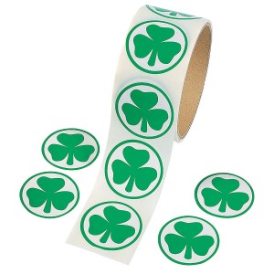 RTD-3355 : Roll of 100 St. Patricks Day Shamrock Stickers at RTD Gifts